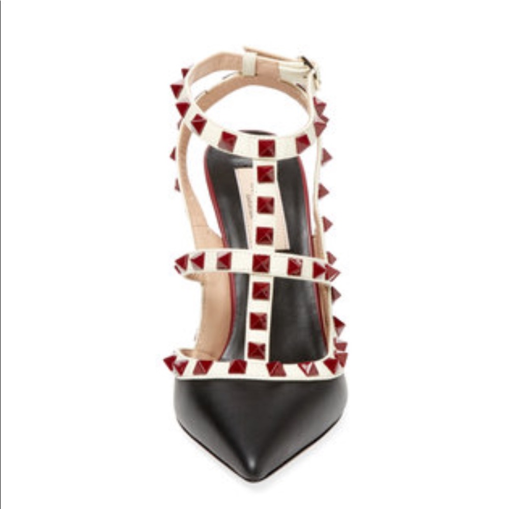 Valentino 100 ROCKSTUD HEELS